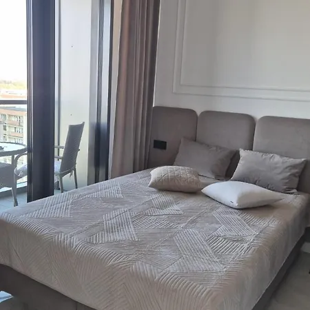 Апартаменти Hanza Tower 1102